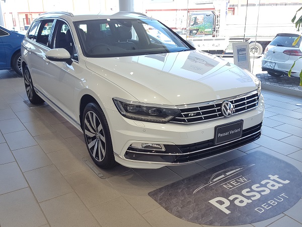 1.Passat V R-Line(0R)正面.jpg