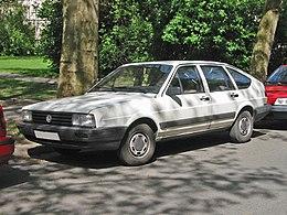 260px-Vw_passat_b2_2f_v_sst.jpg