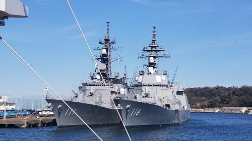 護衛艦おおなみ、てるづき.jpg